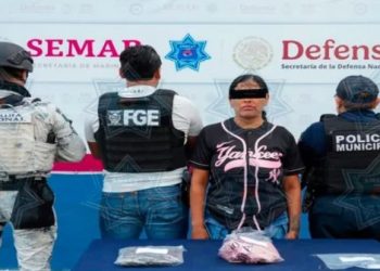 Mujer es detenida en la Supermanzana 251 con varias dosis de droga