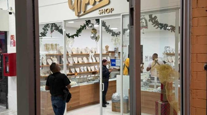 Asalto a joyería en Plaza Galerías moviliza a la Policía en Cancún