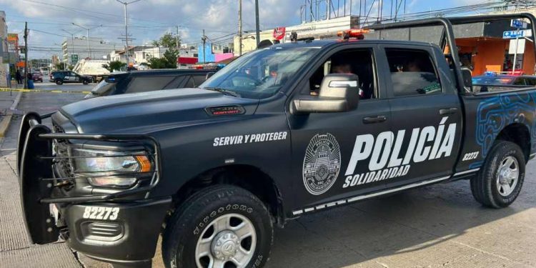 Persona sin vida es hallada en la vía pública de Playa del Carmen