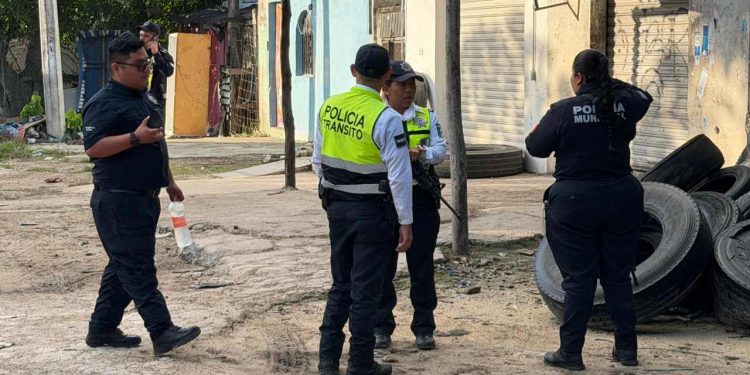 Ataque armado contra patrulla de Policía Municipal en Isla Mujeres deja un vehículo dañado
