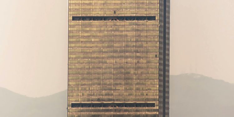 PEMEX anuncia mayor inversión física