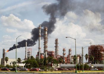 emisión de gases invernadero de la refinería de Cadereyta