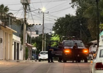 Detienen a hombre que disparó contra policías durante operativo en la Supermanzana 20 de Cancún