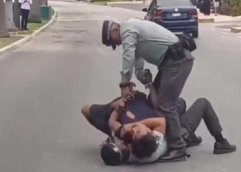 Enfrentamiento con Guardia Nacional provoca caos vial en la Zona Hotelera de Cancún