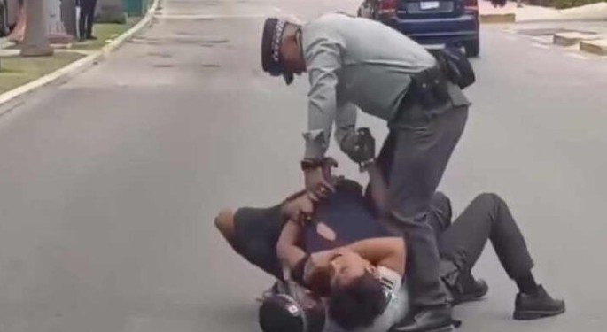 Enfrentamiento con Guardia Nacional provoca caos vial en la Zona Hotelera de Cancún