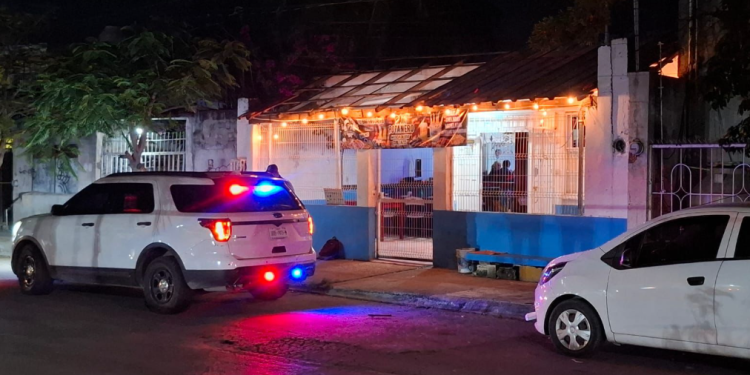 Catean bar en Playa del Carmen; seis jóvenes rescatadas por posible trata de personas