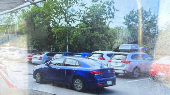 Alertan autoridades por nueva modalidad de robo contra adultos mayores en centros comerciales