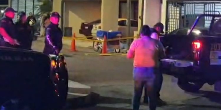 Adulto mayor fallece mientras vendía pan en calles de Mérida y conmociona a vecinos