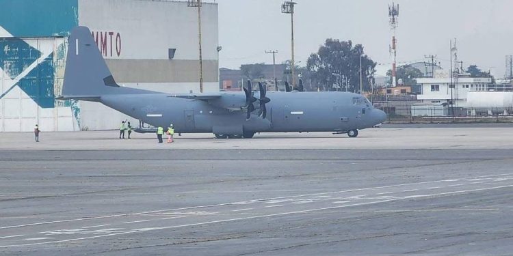 Avión militar de Estados Unidos en México