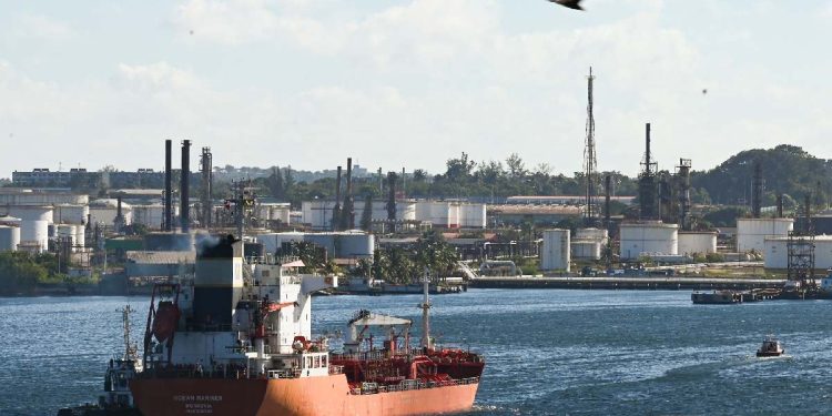 exportaciones de crudo a Cuba
