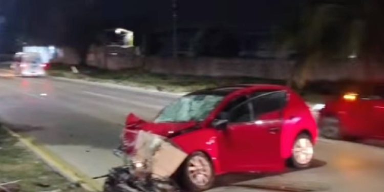 Automovilista resulta con lesiones leves tras accidente en el bulevar Colosio de Cancún