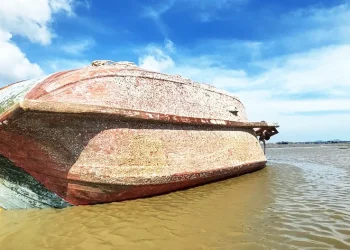 Cierran puertos en el Golfo de México por efectos del Frente Frío número 28