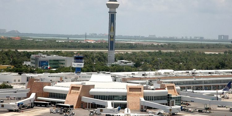 Tráfico en el Aeropuerto Internacional de Cancún