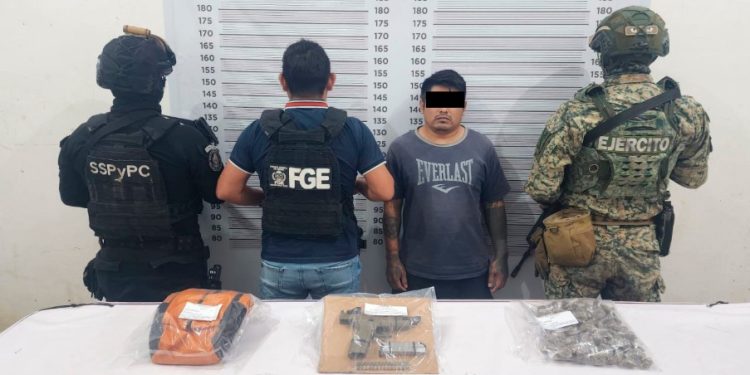 Detenidos en Tulum por presunta venta de drogas y portación de armas de fuego