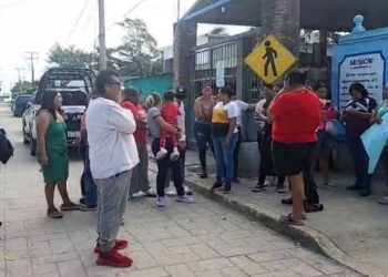 Denuncian presunto encubrimiento de maestro acusado de pederastia en secundaria de Paraíso, Tabasco