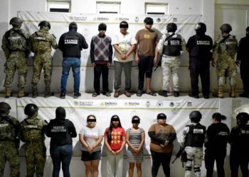 Fiscalía detiene a ocho personas tras 15 cateos en Limones, Bacalar