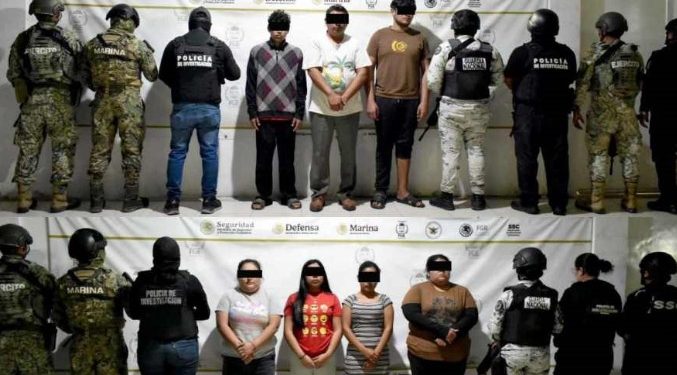 Fiscalía detiene a ocho personas tras 15 cateos en Limones, Bacalar