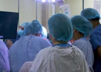 Nace bebé sano tras histórica cirugía intrauterina por gastrosquisis en Tabasco