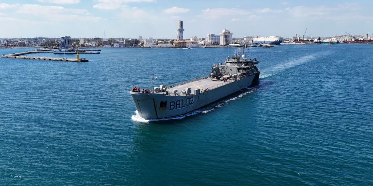 Ayuda humanitaria de México a Cuba