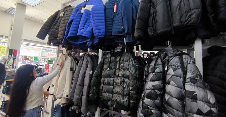 Precio abrigos Cancún sube por frentes fríos