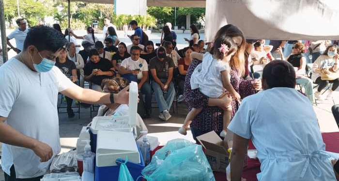 Vacunación sarampión Cancún: Masiva respuesta ciudadana