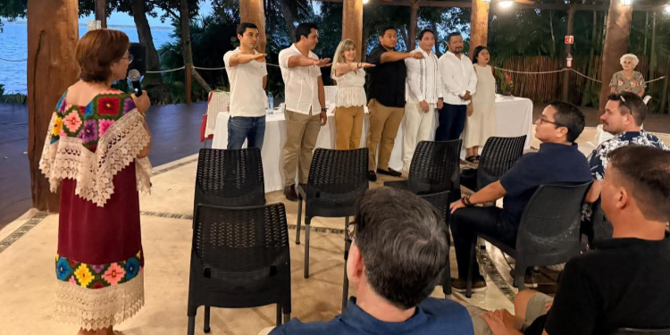 Turismo en Bacalar: Renuevan Hoteleros Liderazgo