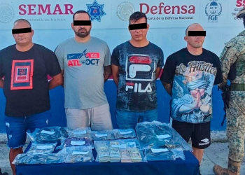 Decomiso de drogas en Cancún: 4 detenidos y $75 mil