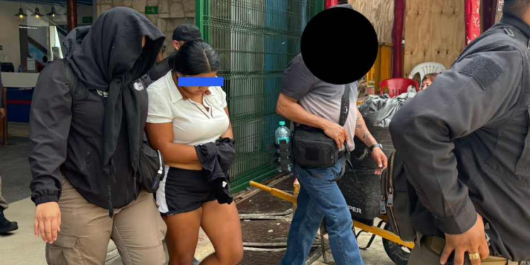 Detiene FGR esposa líder criminal Cozumel
