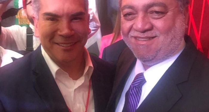 Pedro Flota Alcocer renuncia a 40 años en PRI