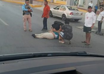 Conductor se da a la fuga tras arrollar a una mujer en zona hotelera