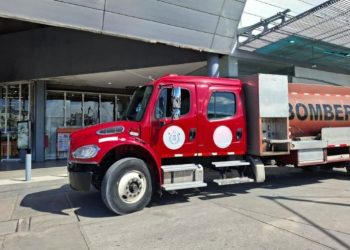 Reportan fuerte estruendo dentro de tienda en Cancún