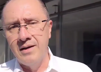 Pérez Lanz considera prematuro hablar de candidaturas rumbo a 2027 y esto revela el panorama político