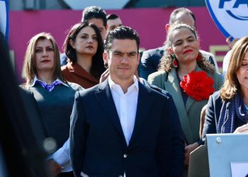 PAN negocia con PT y PVEM contra plan B