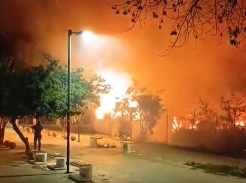 Incendio Playa del Carmen: Arrasa 5 palapas en Colosio