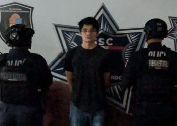 Detenido en Cancún por agredir a policías y robos