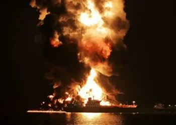 Ataques Irán estrecho Ormuz destruyen 5 buques