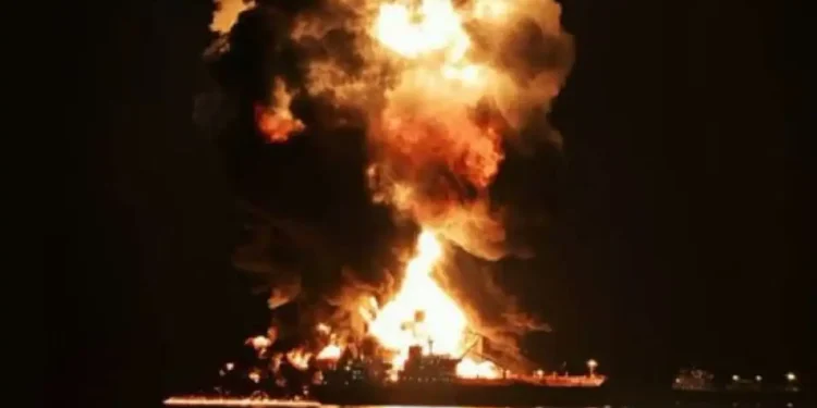 Ataques Irán estrecho Ormuz destruyen 5 buques