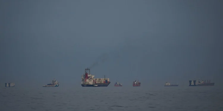 Interrupción suministro petróleo sacude al mundo