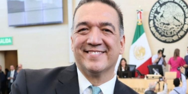 Sergio Contreras renuncia PVEM tras 22 años