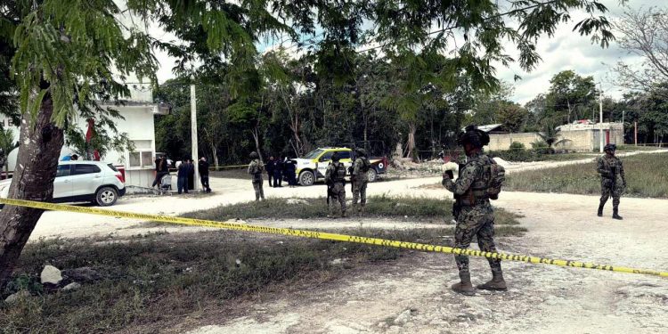 Asesinan a joven en Cancún frente a su familia
