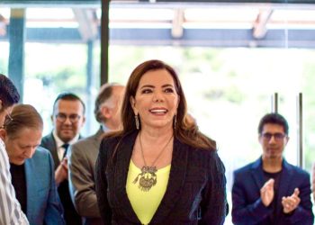 Carolina Monroy del Mazo renuncia PRI por Somos MX