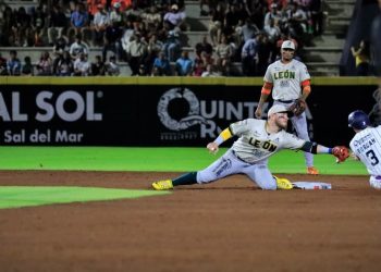 Tigres de Quintana Roo vence a Bravos de León en duelo de una carrera