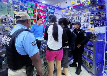 Roban a turistas en Cozumel