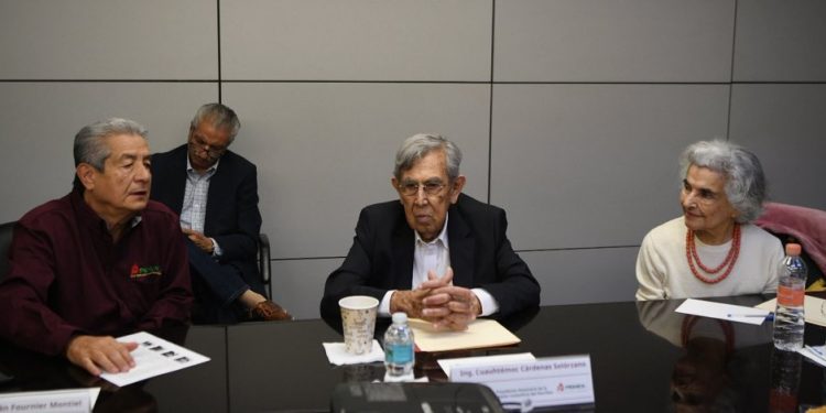 Primera Sesión del órgano asesor petrolero