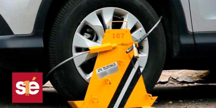 Lady Araña Texcoco agredió a empleado de parquímetros