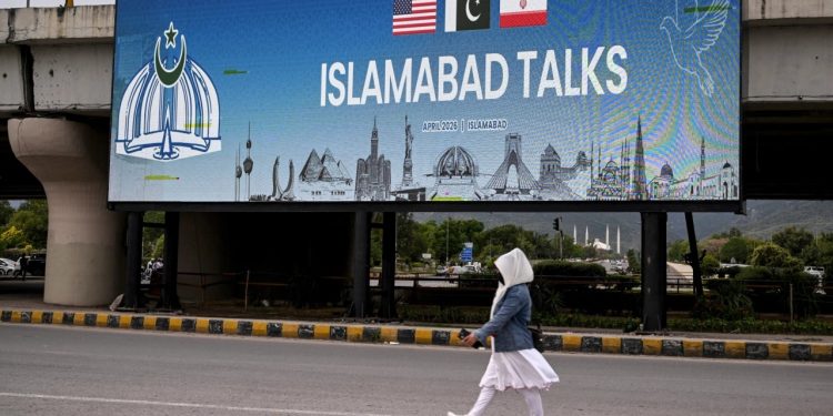 Trump espera respuesta satisfactoria de canciller iraní