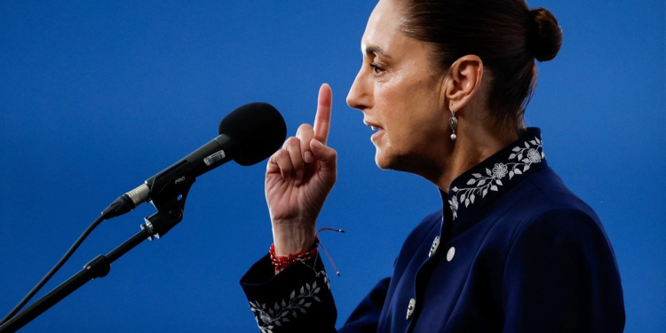 Sheinbaum en la cuarta Cumbre en Defensa de la Democracia