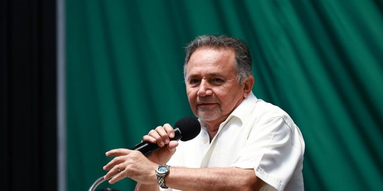 Plan B reforma electoral: Pech vota en contra