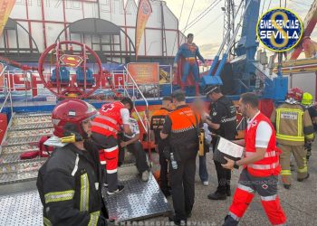 Accidente atracción Feria de Sevilla deja cuatro heridos