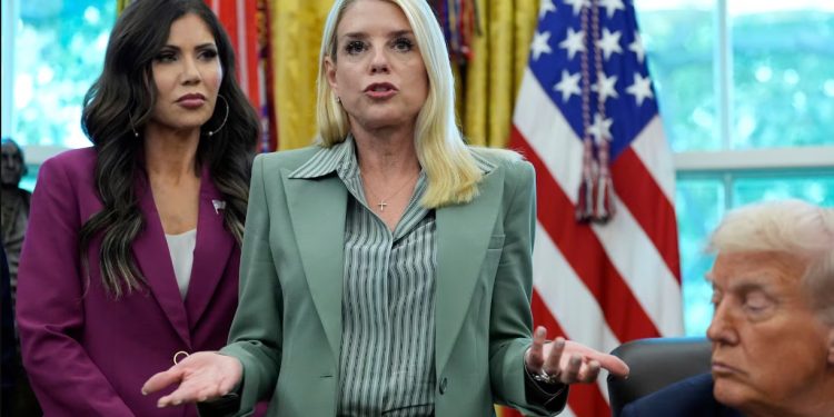 fiscal Pam Bondi